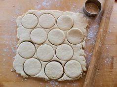 Flaky Buttermilk Biscuits