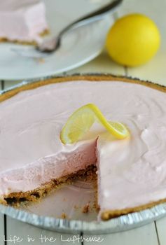 Frozen Pink Lemonade Pie