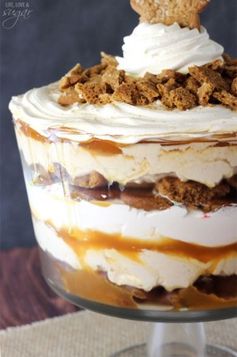 Gingerbread Cheesecake Trifle