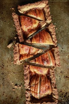 Gingerbread Pear Tart- gluten free and vegan