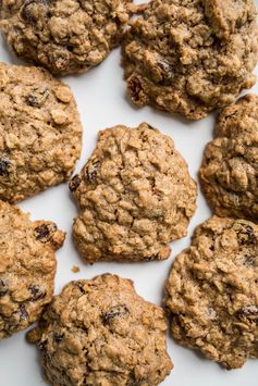 Gluten-Free Oatmeal Raisin Cookies (Dairy-Free, Refined Sugar-Free