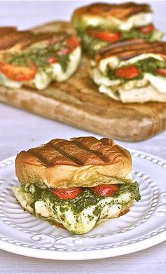 Grilled Chicken Pesto Sliders