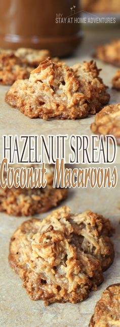 Hazelnut Spread Coconut Macaroons / Besitos de Coco con Nutella