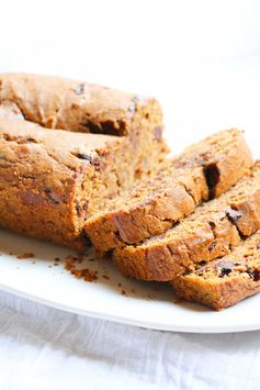 Healthy Pumpkin Chocolate Chip Bread