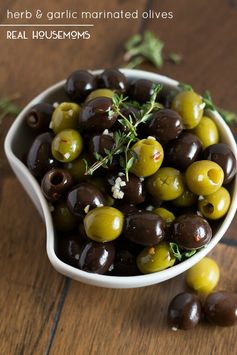Herb & Garlic Marinated Olives