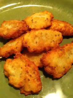 How to Cook My Mommys Yucca Fritters(arepita De Yuca