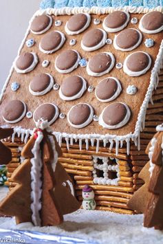 How to Make a Gingerbread House at Home (Rustic Log Cabin