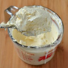 How to make Clotted Cream for the Perfect Cream Tea