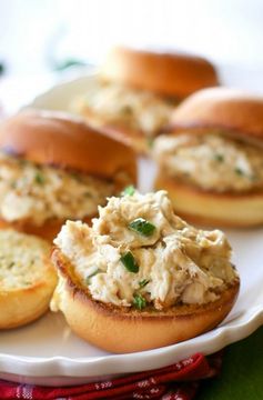 Jalapeno Popper Chicken Sliders