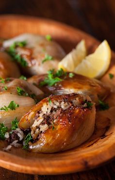 Lebanese Roasted Stuffed Onions