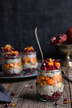 Maple cinnamon chia bowl with persimon and pomegranate