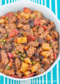 Menudo with Raisins and Green Peas