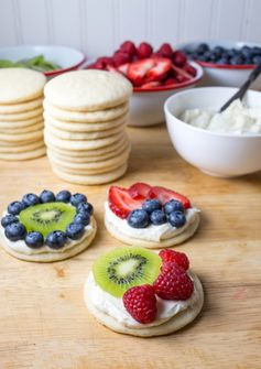 Mini Fruit Pizzas