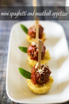 Mini Spaghetti and Meatball Appetizer
