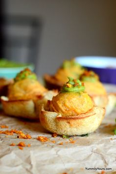 Mini vada pav bites