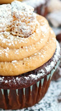 Muddy Buddies Cupcakes