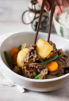 Nikujaga - Japanese Beef and Potatoes