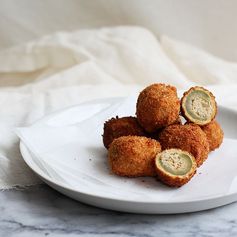 Olive all'Ascolana (Deep-Fried Stuffed Olives