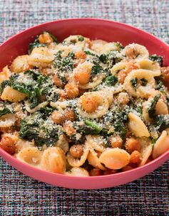 Orecchiette Pasta & Roasted Chickpeas with Kale & Smoked Paprika