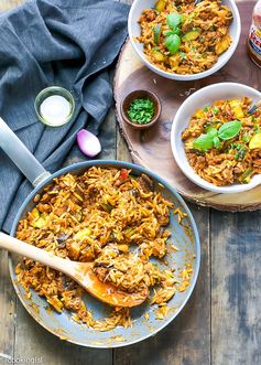 Orzo With Meaty Sauce, Zucchini and Mushrooms