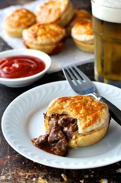 Party Pies (Aussie Mini Beef Pies