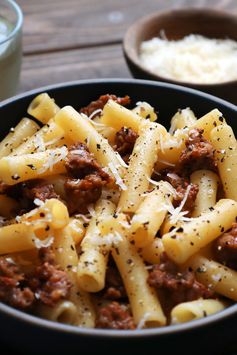 Pasta With White Sausage Sauce