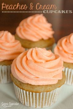 Peaches ‘n Cream Cupcakes – Guest Post from Java Cupcake