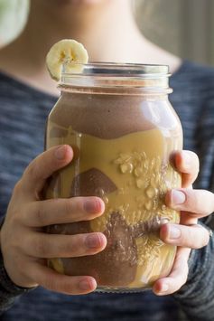 Peanut Butter Banana Chocolate Smoothie