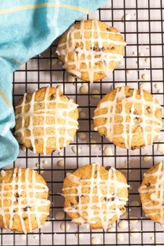 Pennsylvania Dutch Spice & Currant Christmas Cookies