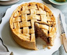 Proper beef, ale & mushroom pie