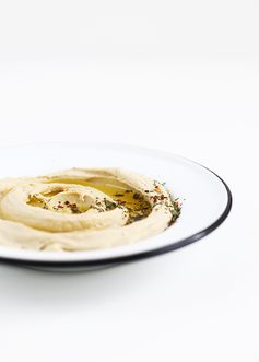 Quick and Smooth Hummus