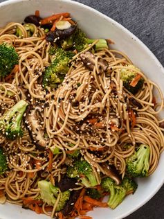 Quick Shiitake Lo Mein