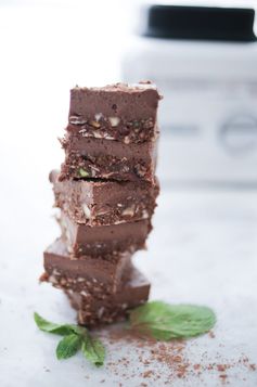 Raw Mint Mousse Bars