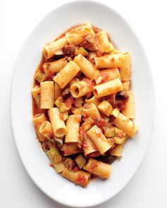 Rigatoni with Chunky Vegetable Sauce