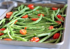 Roasted Garlic Parmesan Green Beans with Tomatoes