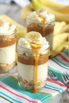 Salted Caramel Banana Pudding and How to Picnic Like a Pro