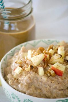 Shamrock Farms Cold Brew Coffee and Milk with Apple Oatmeal