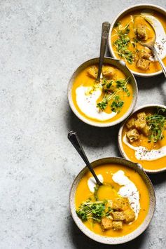 Slow Cooker Carrot & Apple Soup with Za'atar Croutons