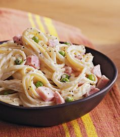 Slow-Cooker Cheesy Ham and Noodles