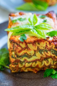 Slow Cooker Cheesy Spinach Lasagna