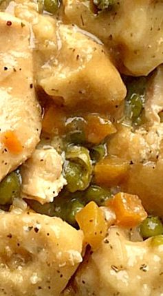 Slow Cooker Chicken & Dumplings