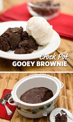 Slow Cooker Gooey Brownie Cake