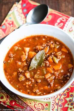 Slow Cooker Greek Lentil Soup (Fakies