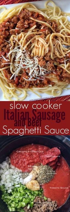 (Slow Cooker Italian Sausage and Beef Spaghetti Sauce