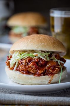 Slow cooker maple chipotle pulled chicken