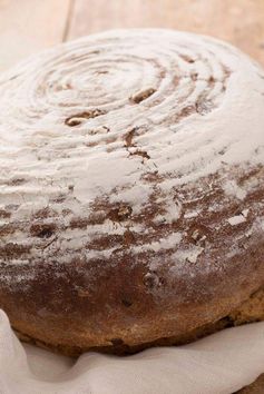 Sourdough Pumpernickel Bread