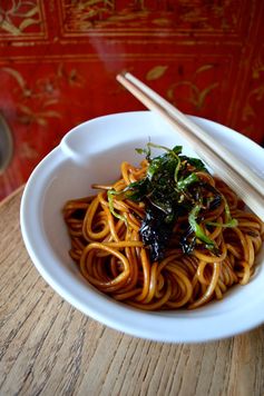 SOY SCALLION NOODLES (Cong You Ban Mian