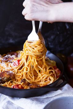 Spaghetti with White Wine & Roasted Tomato Cream Sauce