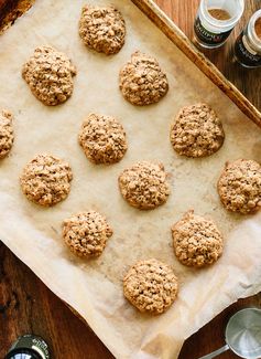 Spiced Oatmeal Cookies