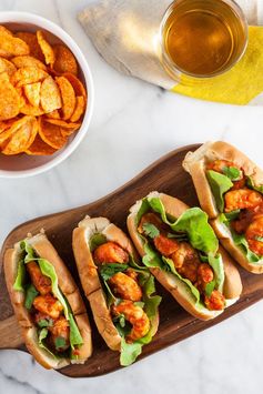 Spicy Sriracha Shrimp Rolls